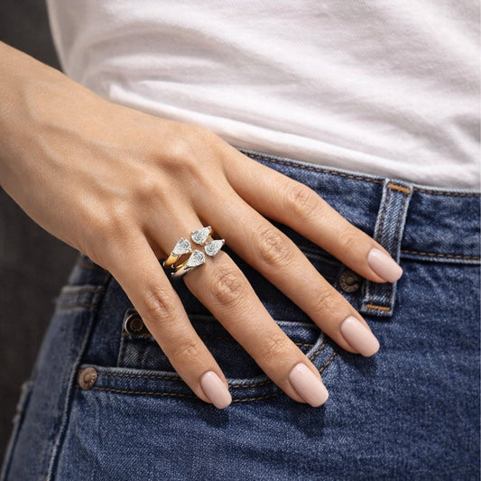 MODERN LOVE RING 30 POINTER YELLOW GOLD