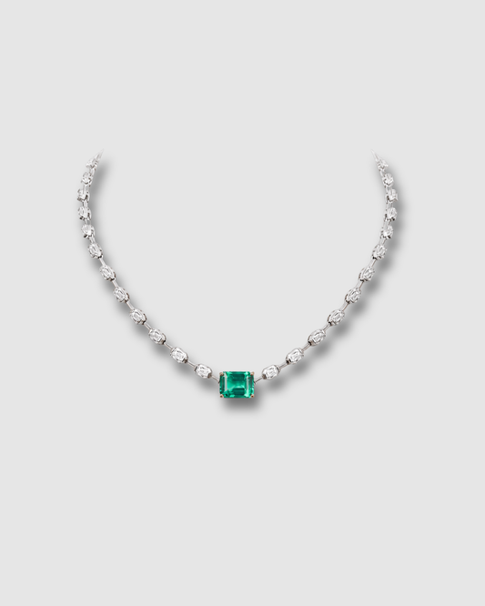 BALANCE EMERALD NECKLACE